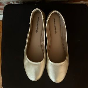 Size 13 flats